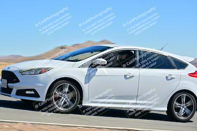 media/Oct-18-2025-Extreme Speed (Sat) [[d6d7e1fef1]]/Group 4 Orange/Session 2 (Turn 3)/